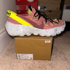 Nike Space Hippie 04